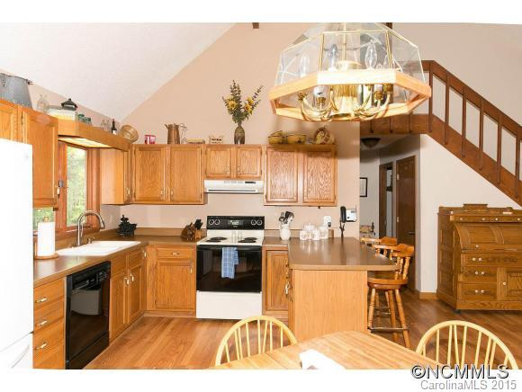 234 Meadow Woods Drive - Photo 8