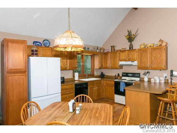 234 Meadow Woods Drive - Photo 9