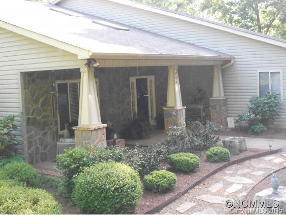 794 Moss Drive
