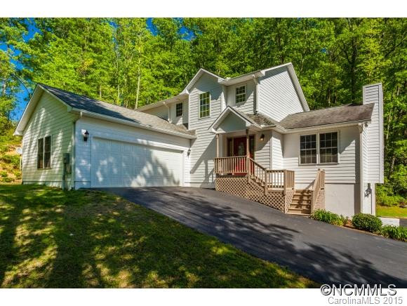 25 Falcon Crest Drive