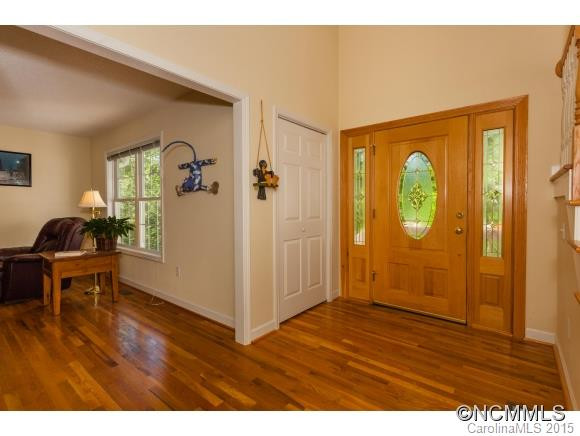 25 Falcon Crest Drive - Photo 2