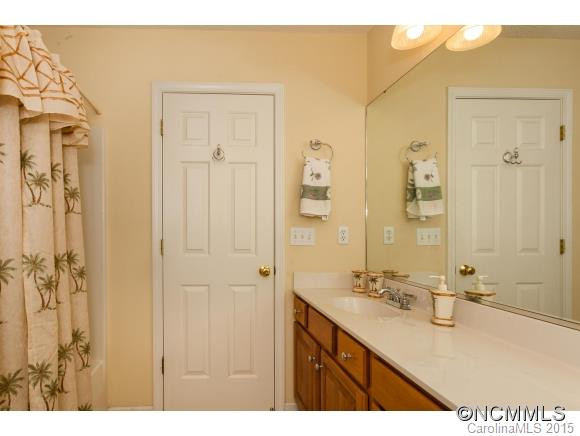 25 Falcon Crest Drive - Photo 11