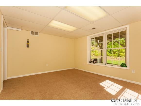 25 Falcon Crest Drive - Photo 19