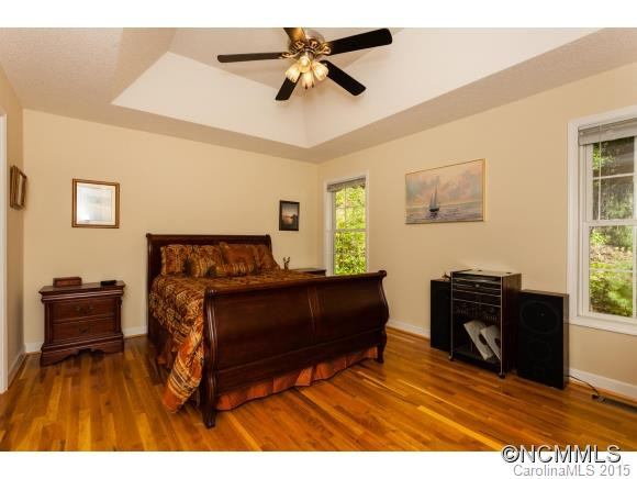 25 Falcon Crest Drive - Photo 8