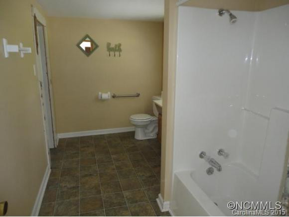 324 North Cleghorn Street - Photo 14