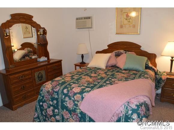 117 Bristol - Photo 10