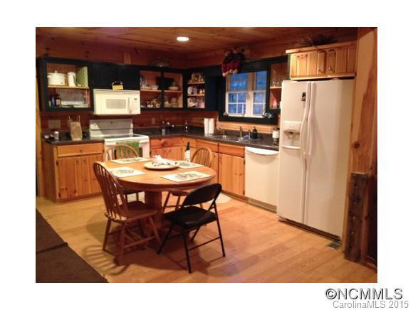 821 Pheasant St - Photo 7