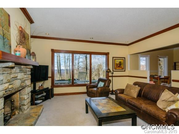 125 Stonecrest Drive - Photo 3