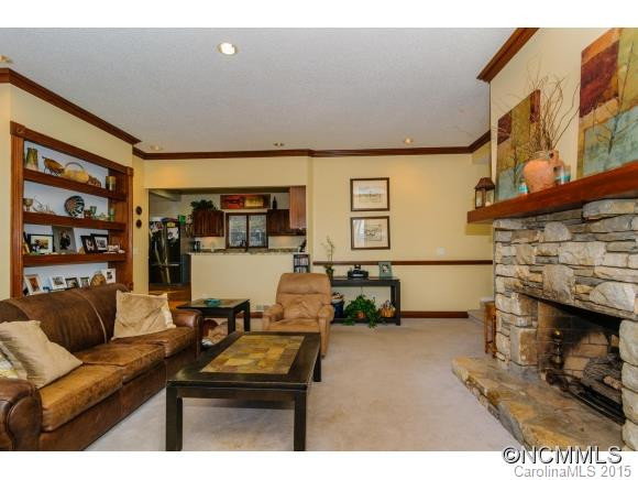 125 Stonecrest Drive - Photo 4