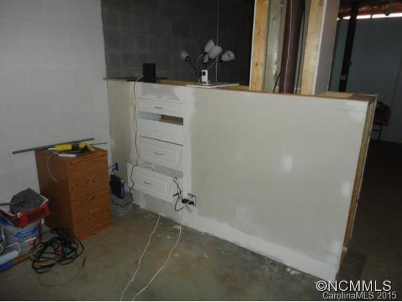 198 Pine Hill Drive - Photo 18