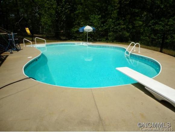 198 Pine Hill Drive - Photo 4