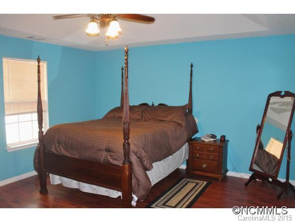 198 Pine Hill Drive - Photo 9