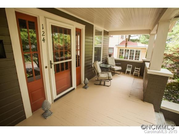 124 Norwood Avenue - Photo 2