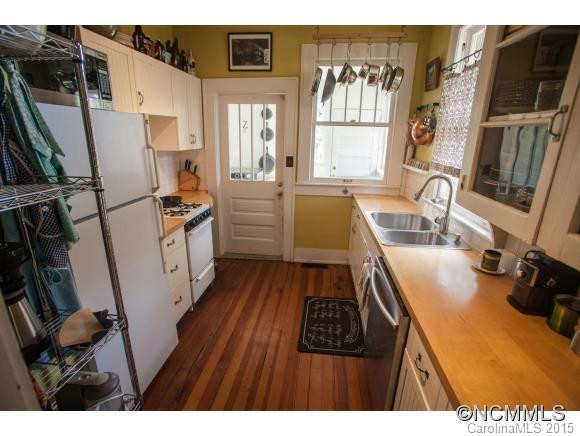 124 Norwood Avenue - Photo 12