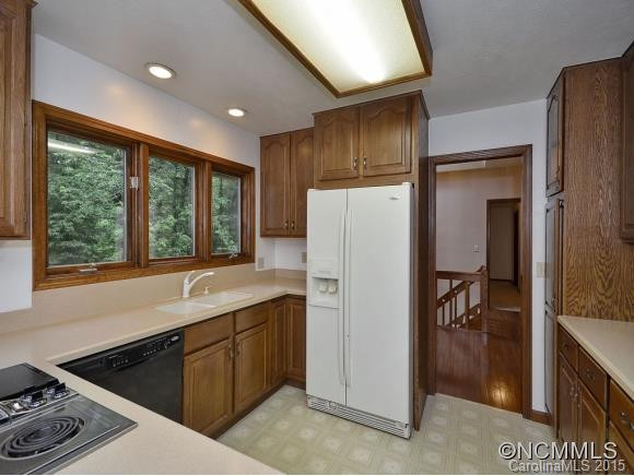 504 MIDDLETON ROAD - Photo 8