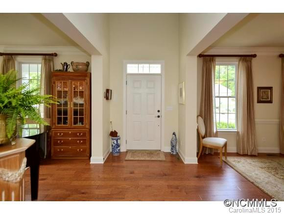 11 Light Cahill Court - Photo 2