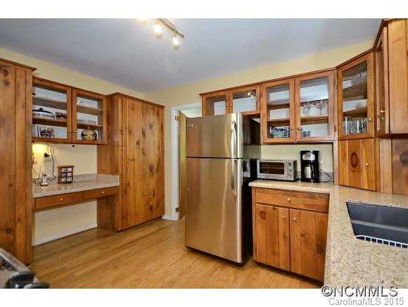 5 Chestnut Lodge Road - Photo 12