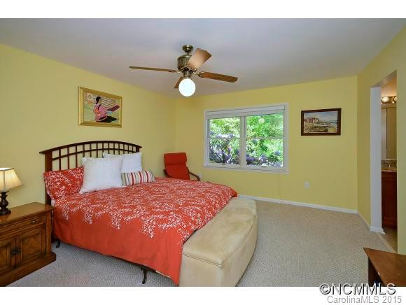 5 Chestnut Lodge Road - Photo 16