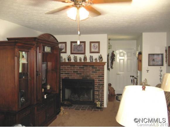 2 Willow Valley Lane - Photo 3
