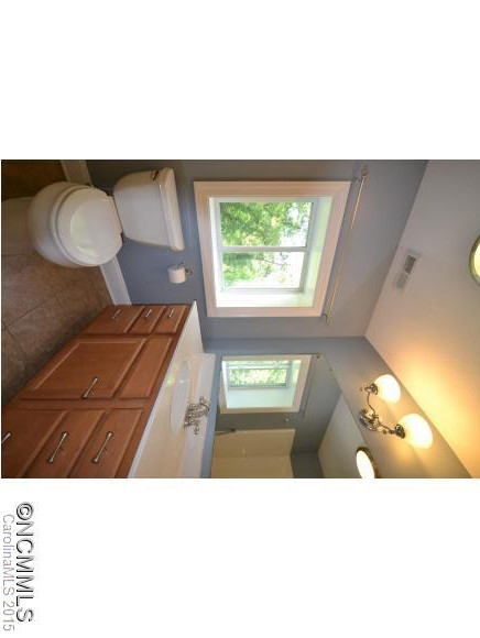 24 East Indiana Ave - Photo 11