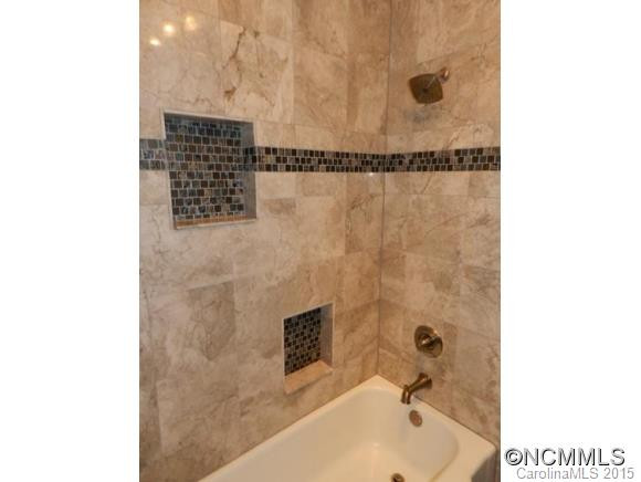 310 Fairfax Avenue - Photo 9