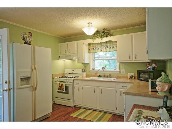 5 Sharon Lane - Photo 3