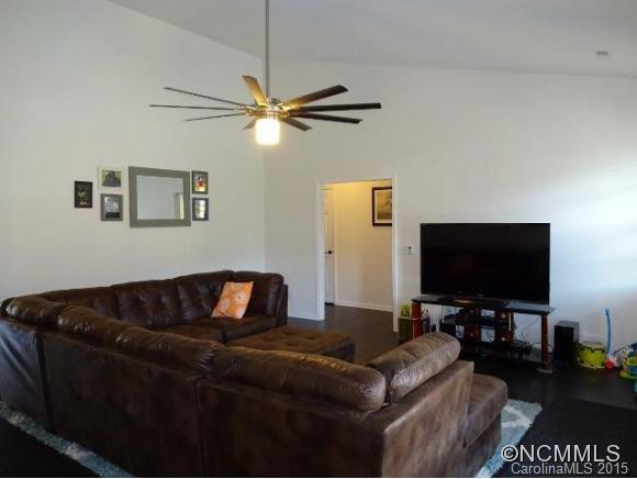 118 CREEKWALK LANE - Photo 2