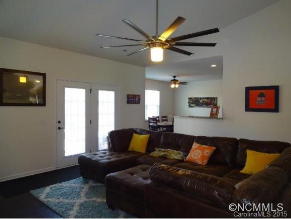 118 CREEKWALK LANE - Photo 4