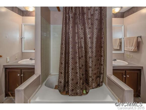 70 Woodscape Drive - Photo 12
