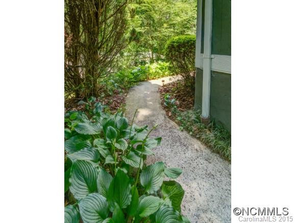 70 Woodscape Drive - Photo 16