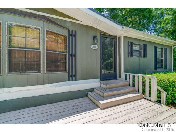 70 Woodscape Drive - Photo 3