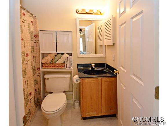 404 Stratford Rd - Photo 12
