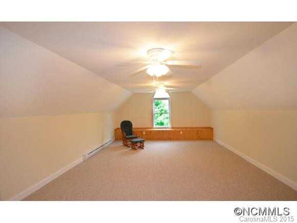 404 Stratford Rd - Photo 15