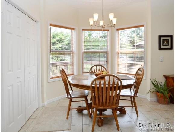 404 Stratford Rd - Photo 8