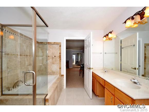 303 Windy Knoll Drive - Photo 16