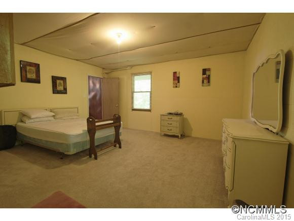 288 Willow Lane - Photo 18