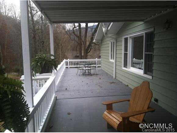 405 Winchester Creek Rd. - Photo 11