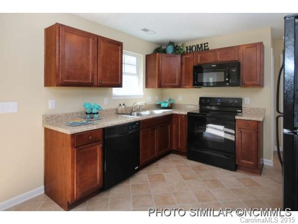 23 Barnett Shoals Dr - Photo 4
