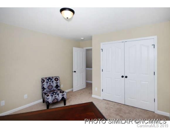 23 Barnett Shoals Dr - Photo 8