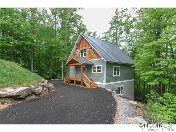 186 River Rock Road
