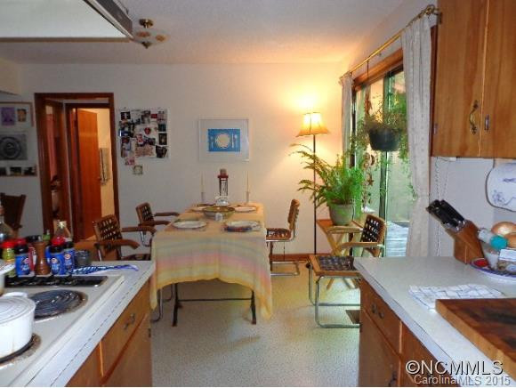 1342 Mckenzie Way South - Photo 10