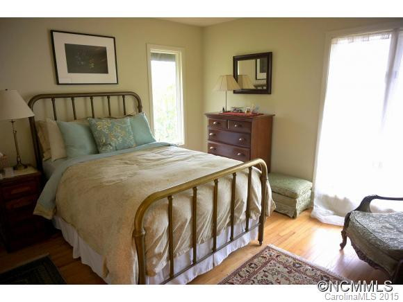 667 Cardinal Road - Photo 12
