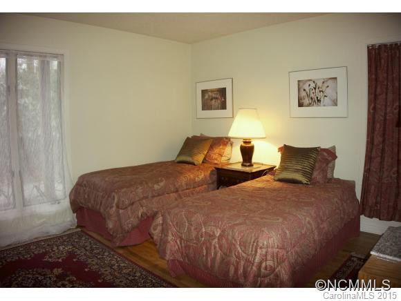 667 Cardinal Road - Photo 15