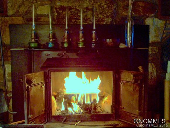 667 Cardinal Road - Photo 6