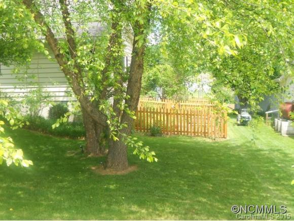 451 Boundary Street - Photo 3