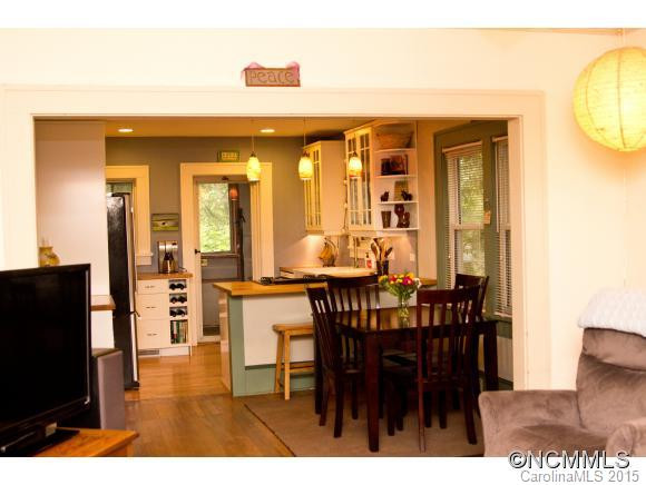 119 Clinton Avenue - Photo 2