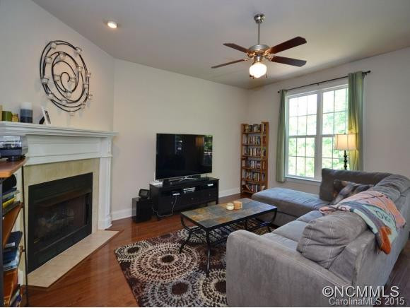 5 HOOLET CT. - Photo 8