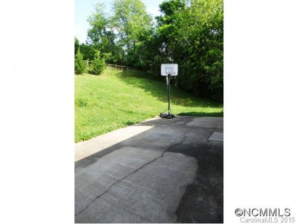 10 DAVID CT - Photo 11