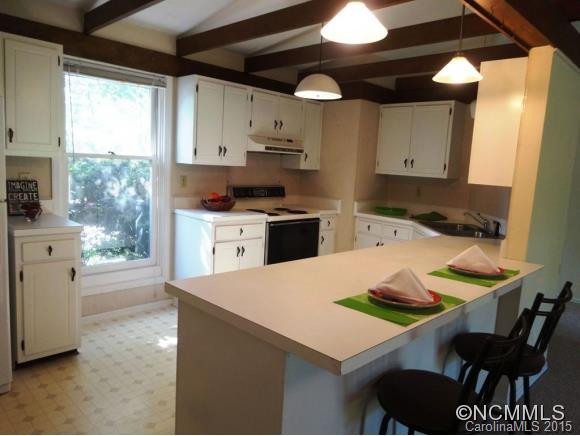 10 DAVID CT - Photo 4