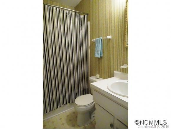 10 DAVID CT - Photo 10